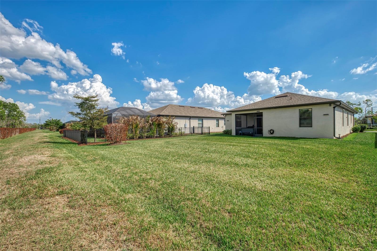 15896 HONEYSUCKLE ST, PORT CHARLOTTE, FL — photo 45