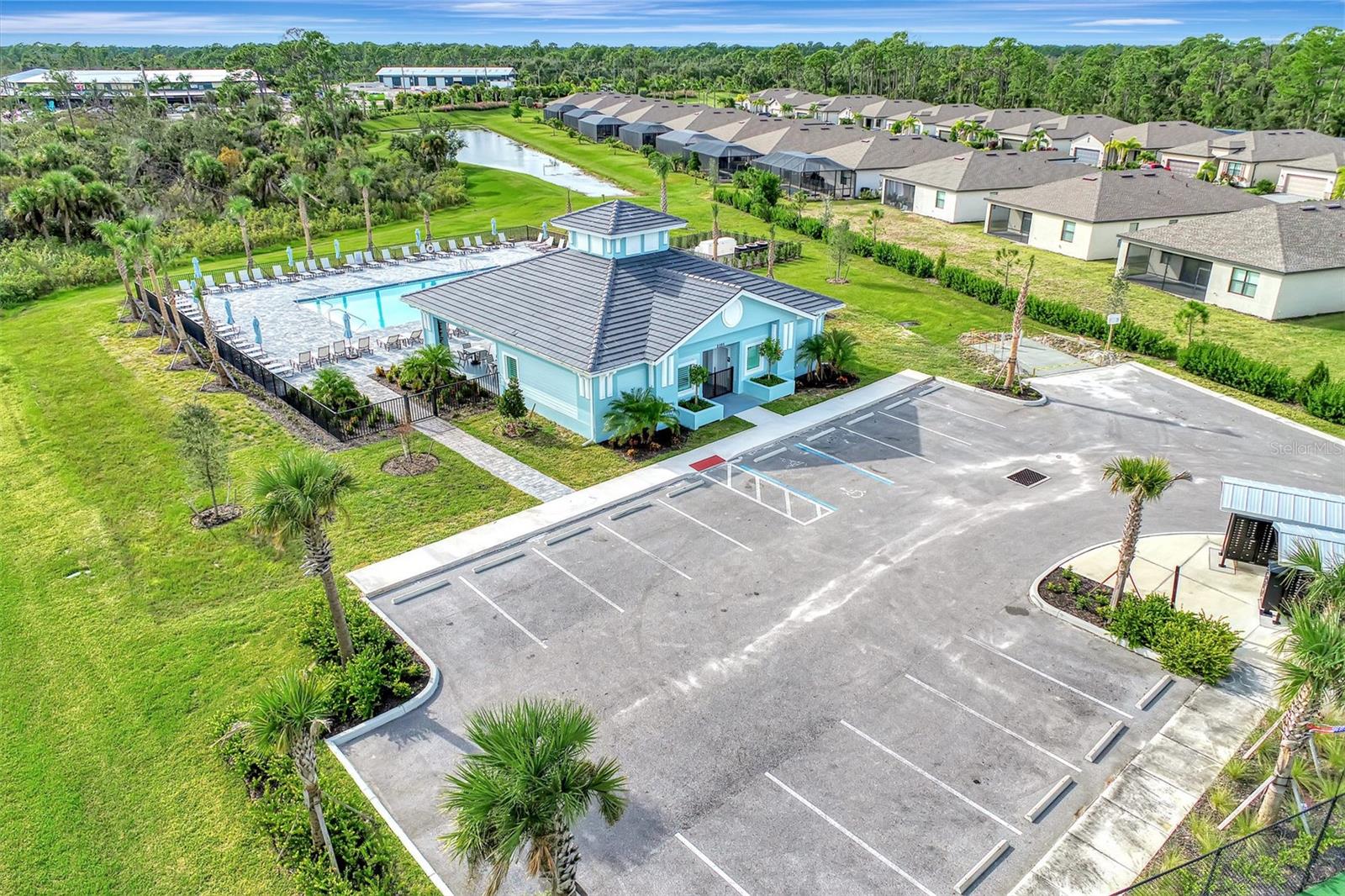 15896 HONEYSUCKLE ST, PORT CHARLOTTE, FL — photo 48