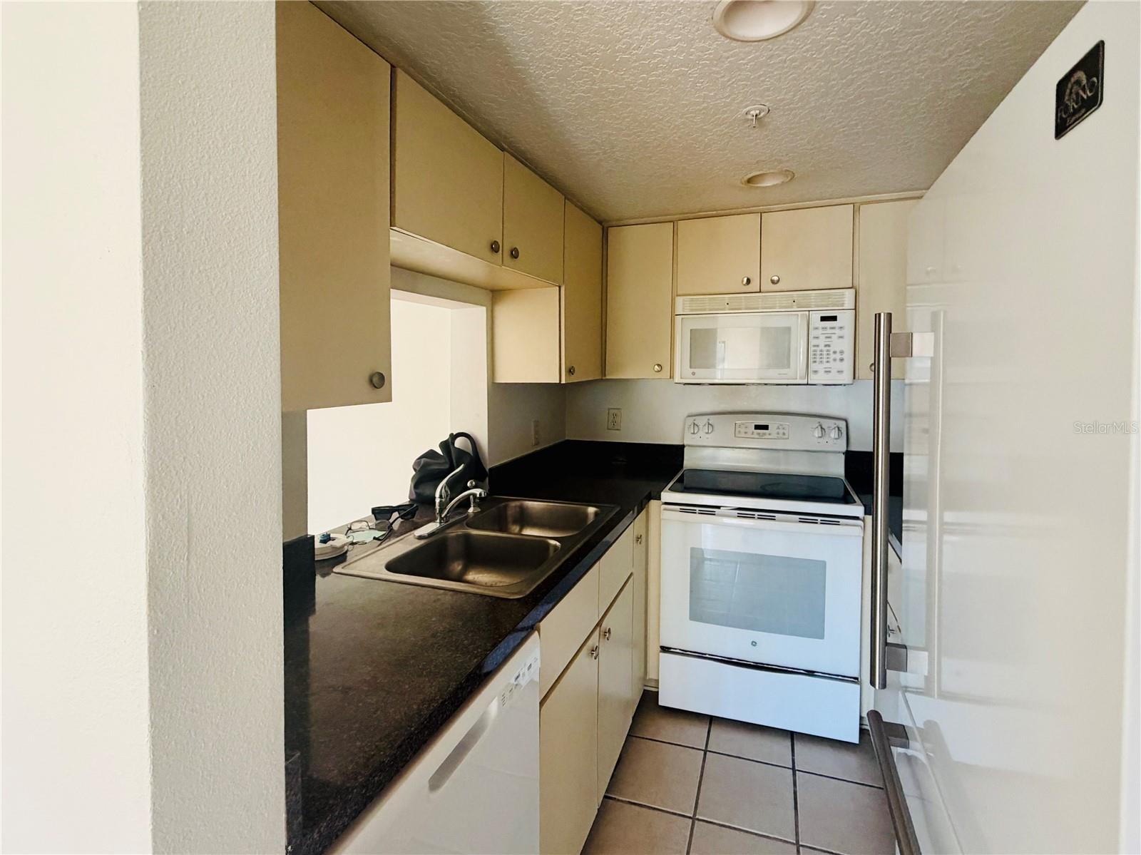 1114 S PINE RIDGE CIR #14, SANFORD, FL — photo 3