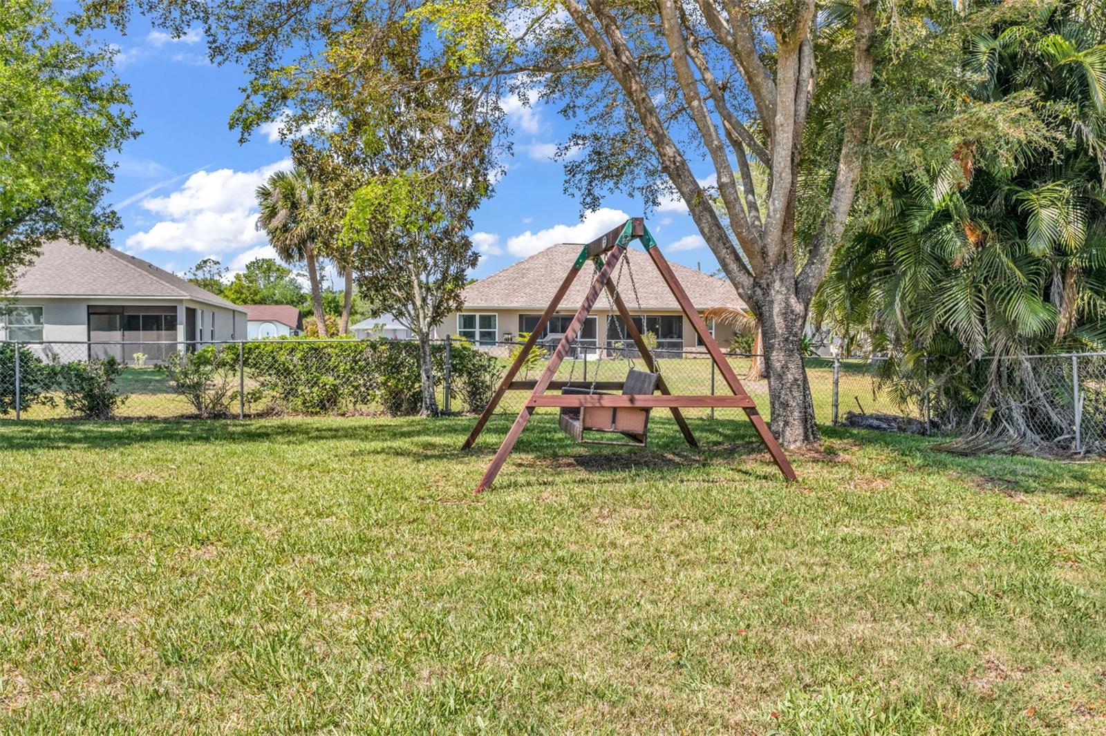 25042 BOLIVAR DR, PUNTA GORDA, FL — photo 48