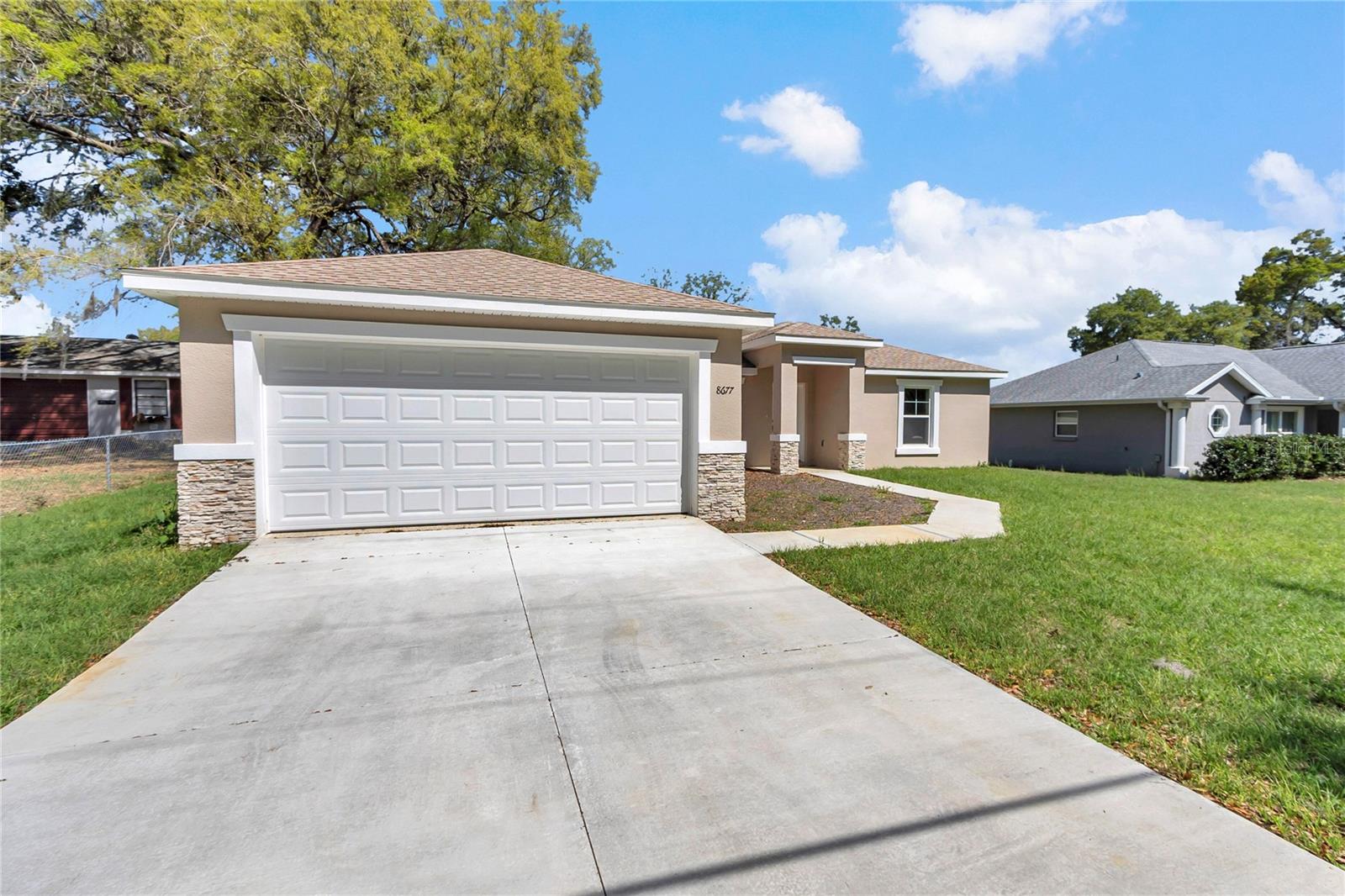 8677 SE 157TH PL, SUMMERFIELD, FL — photo 4