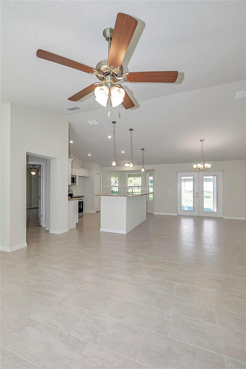 8677 SE 157TH PL, SUMMERFIELD, FL — photo 9