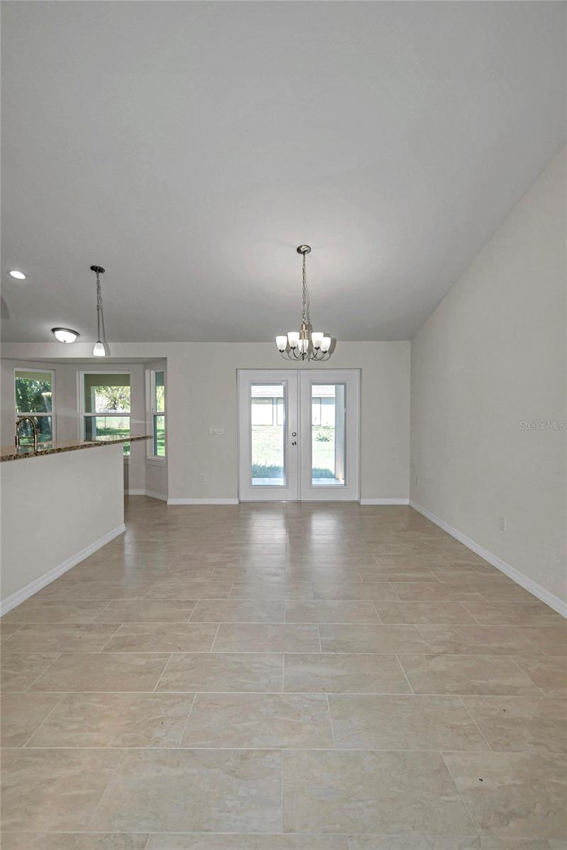 8677 SE 157TH PL, SUMMERFIELD, FL — photo 11