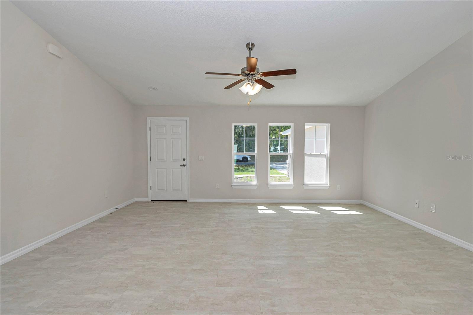 8677 SE 157TH PL, SUMMERFIELD, FL — photo 14