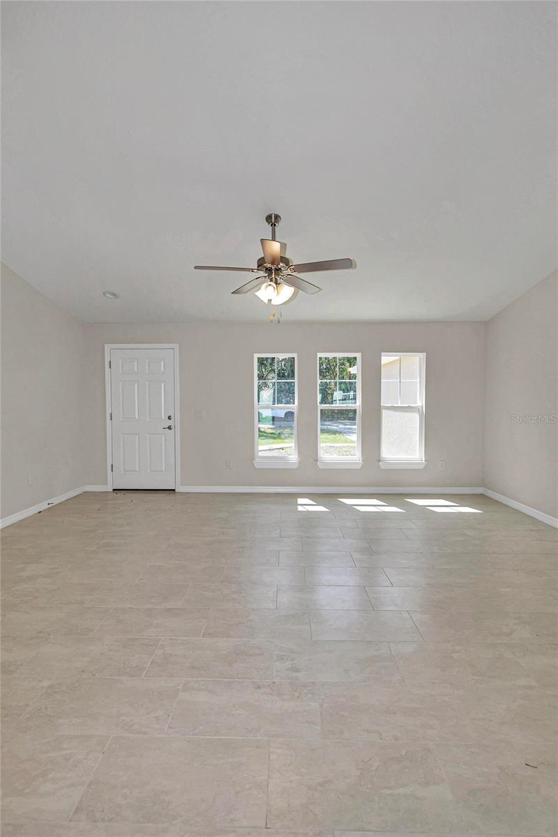 8677 SE 157TH PL, SUMMERFIELD, FL — photo 15