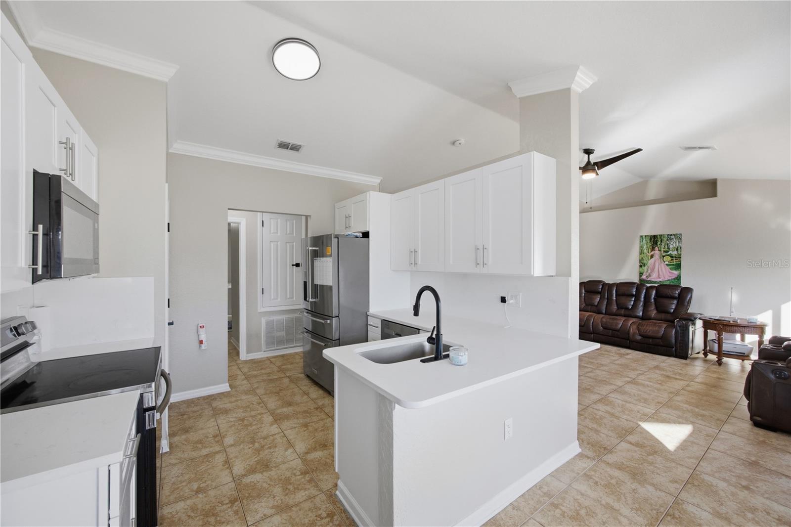 14185 DORADO ST, SPRING HILL, FL — photo 9
