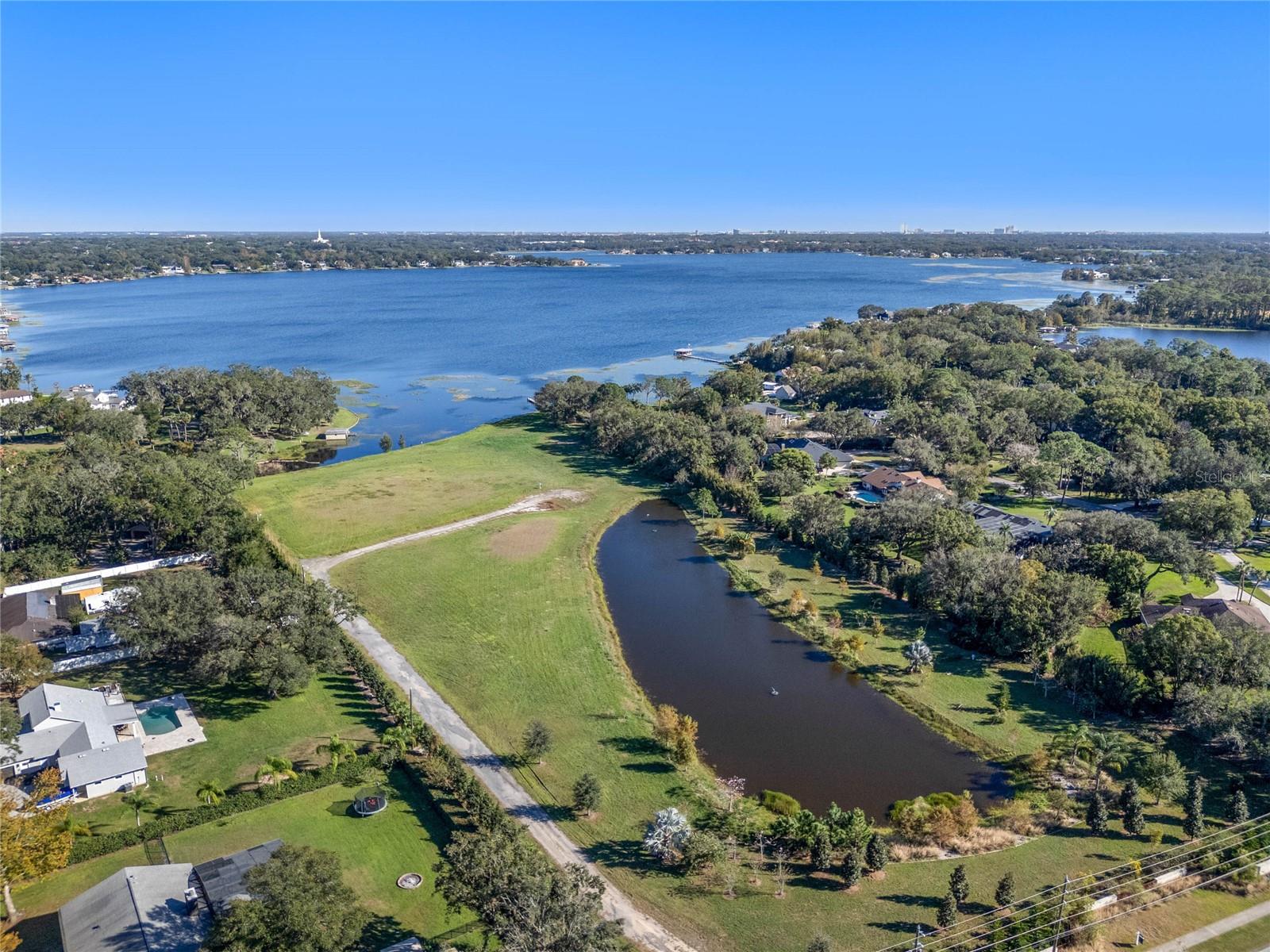 10948 DOWN PARK LN, WINDERMERE, FL