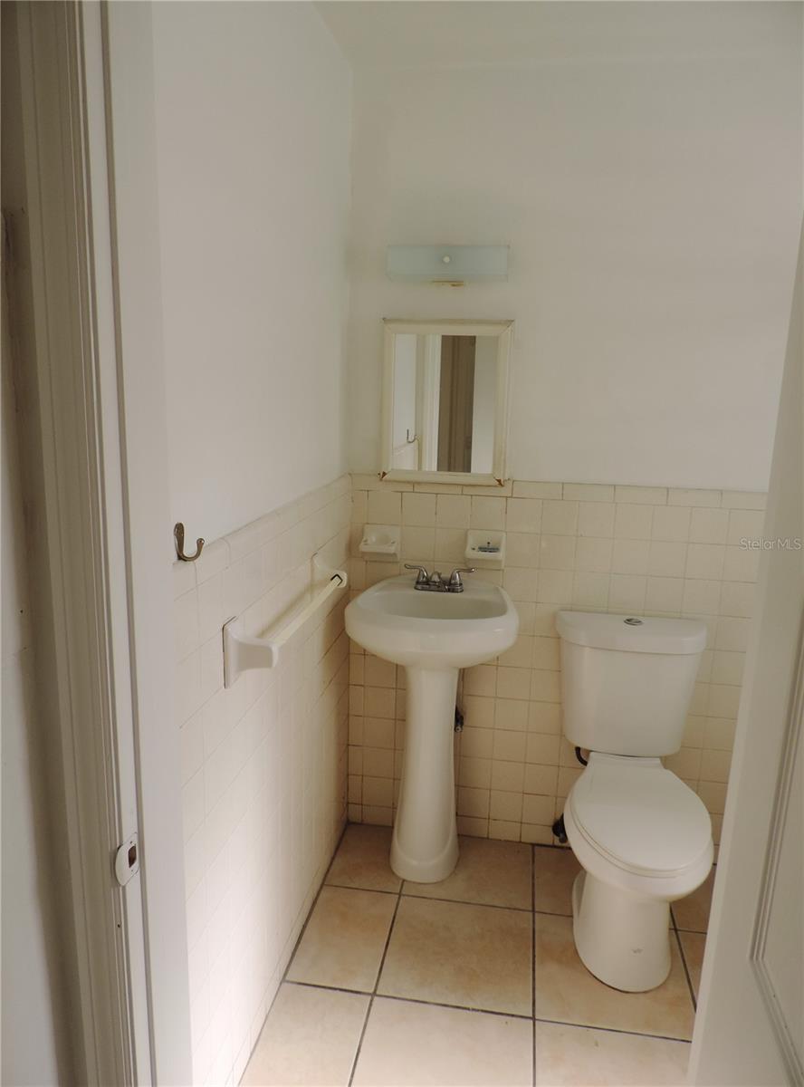 12127 GULF BLVD #1, TREASURE ISLAND, FL — photo 11