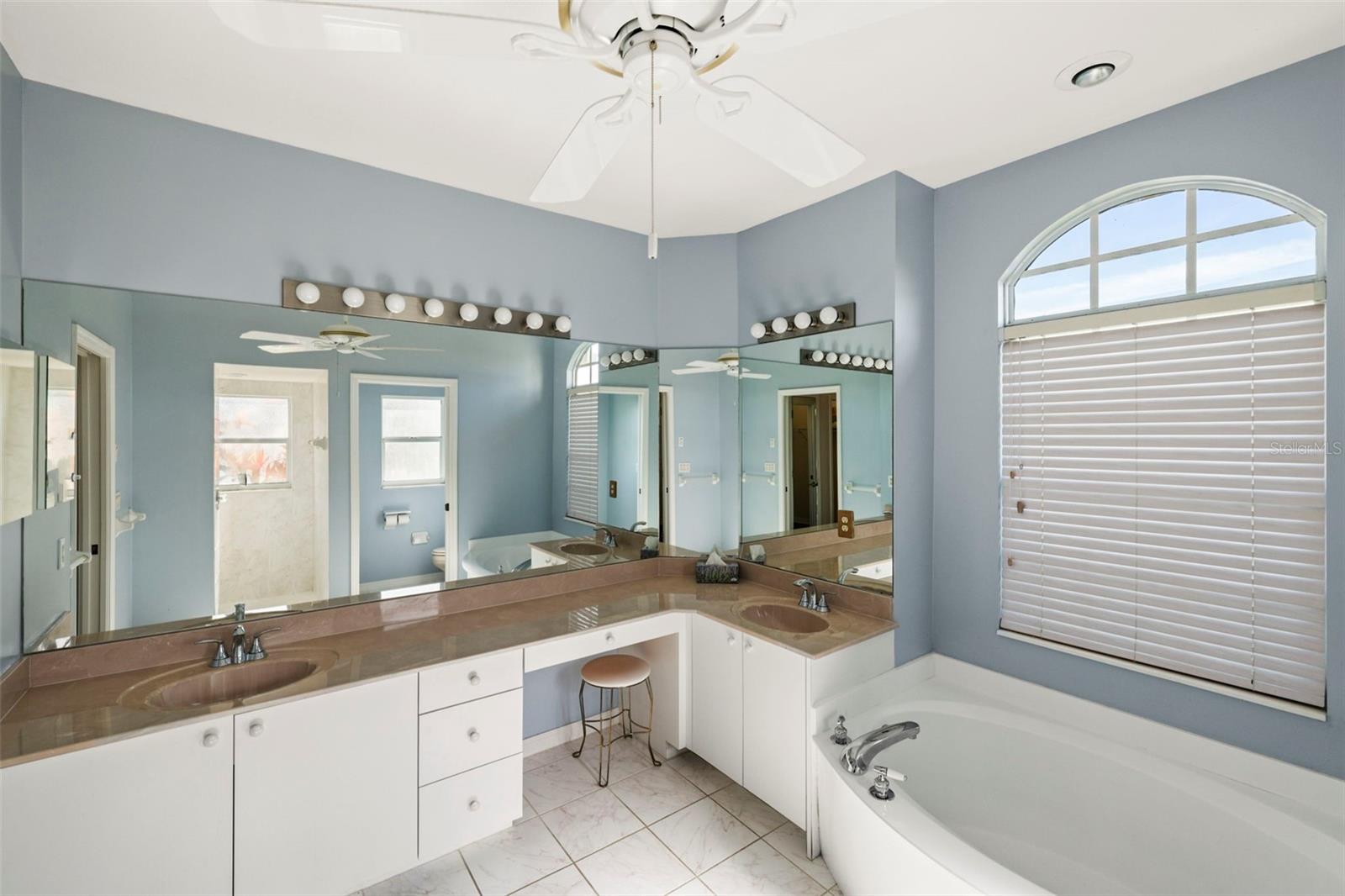 12942 SW KINGSWAY CIR, LAKE SUZY, FL — photo 23