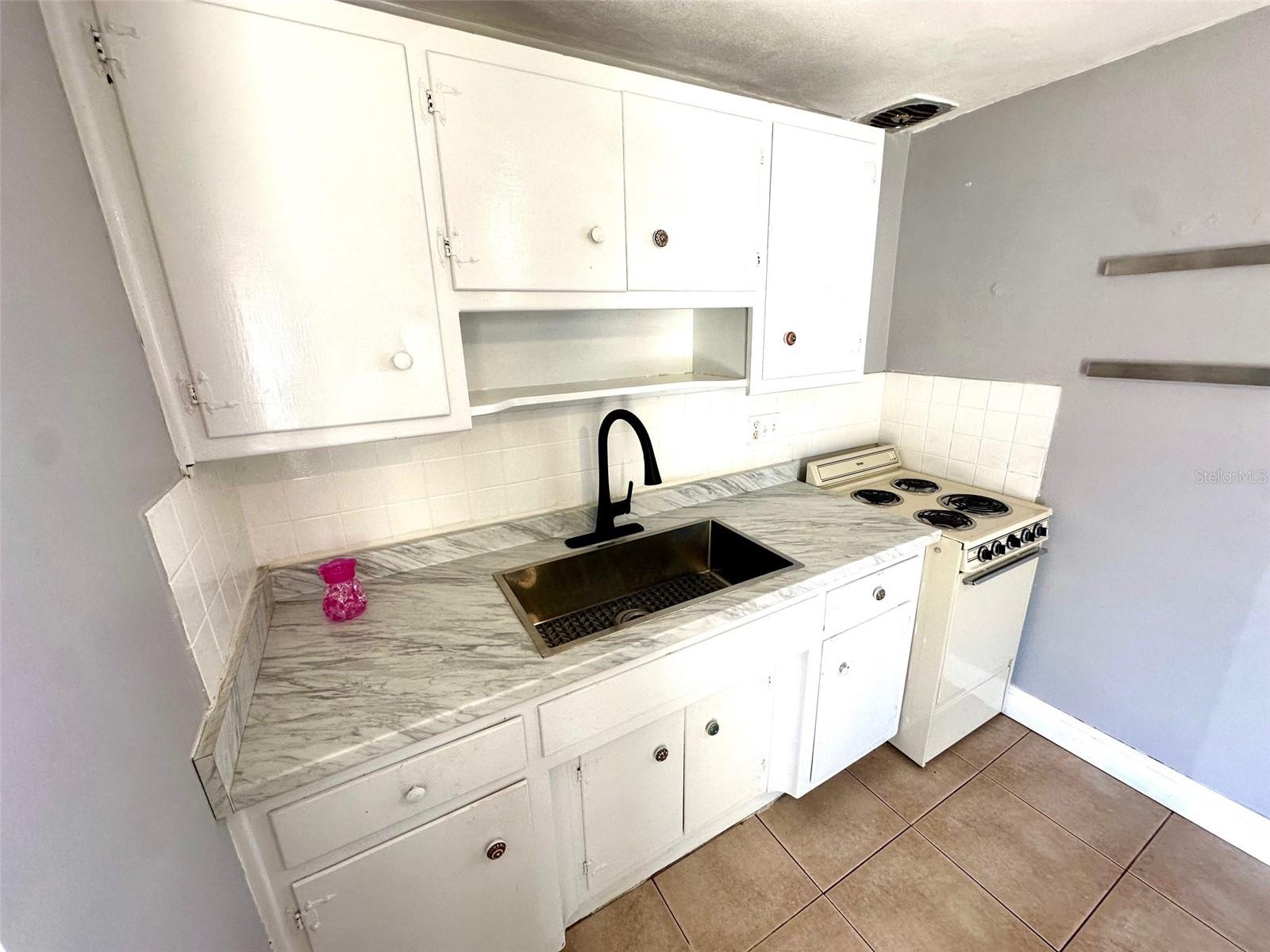 2035 EDGEWATER DR #10, CLEARWATER, FL — photo 4
