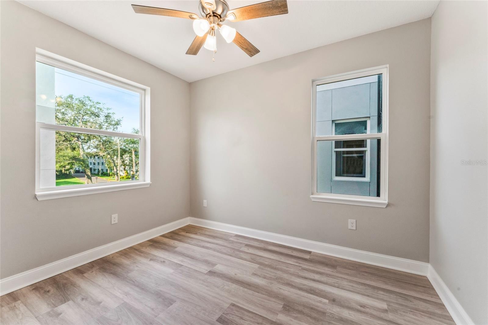 809 W LINEBAUGH AVE #1B, TAMPA, FL — photo 12