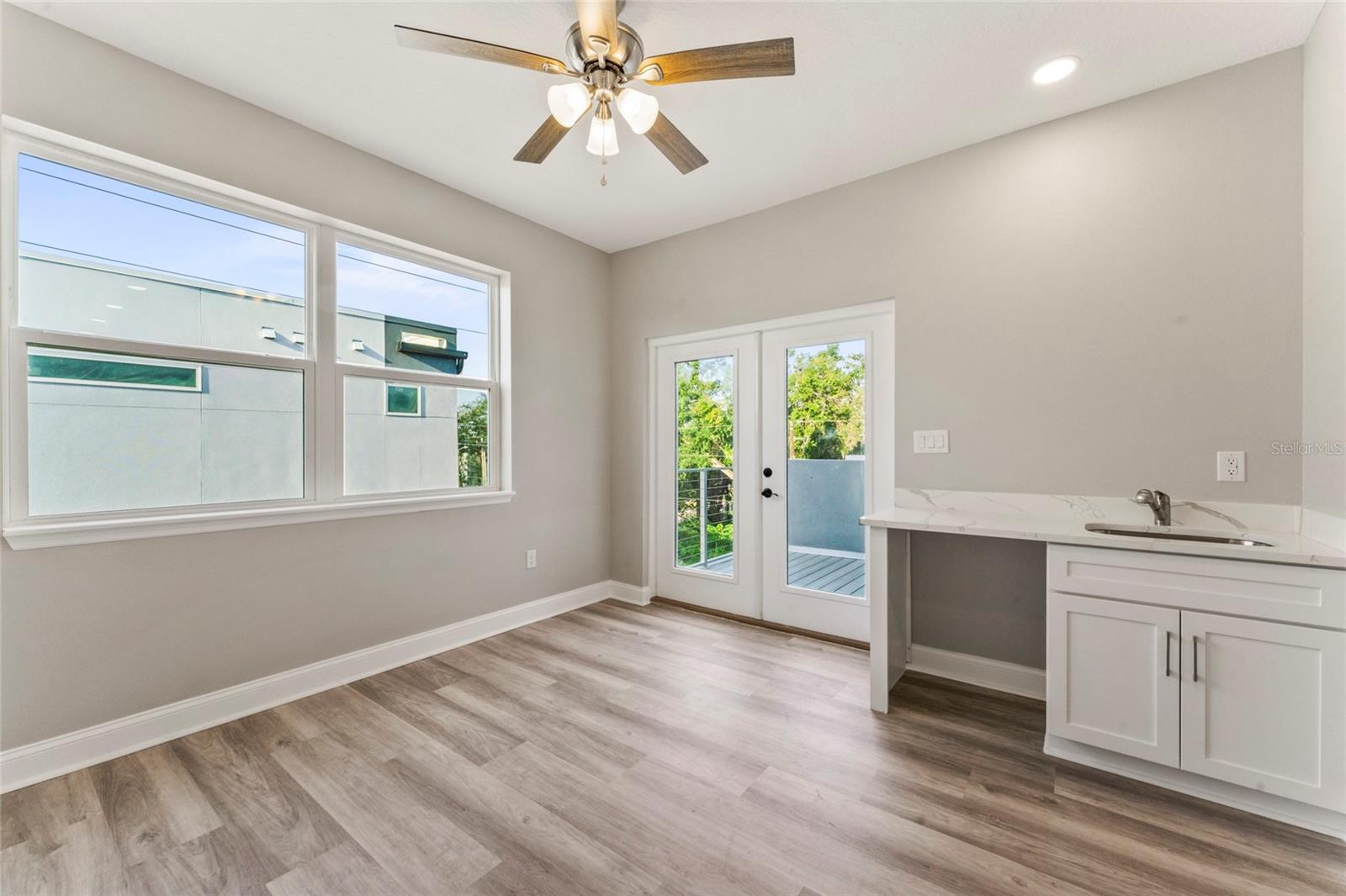 809 W LINEBAUGH AVE #1B, TAMPA, FL — photo 24