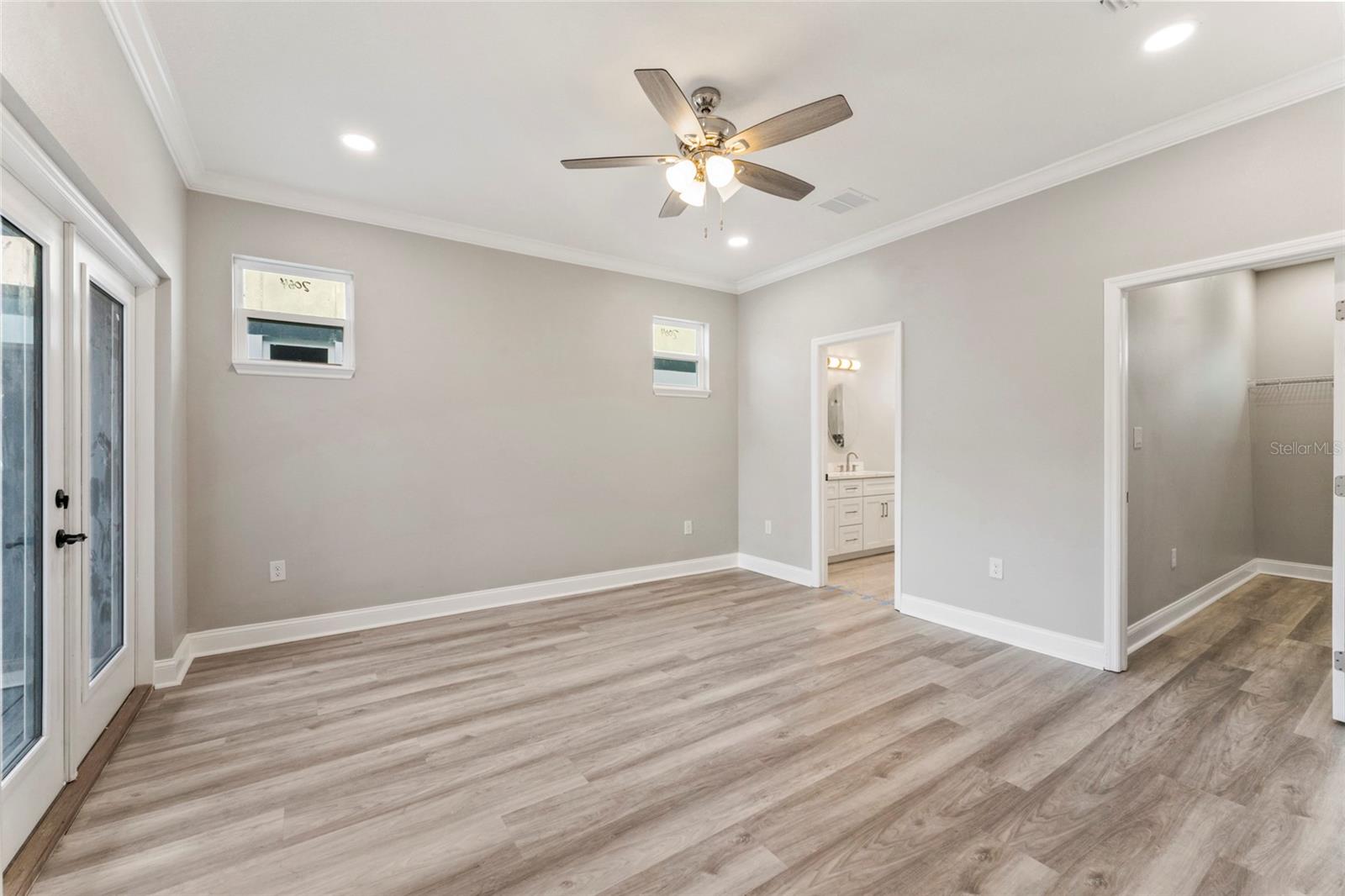 809 W LINEBAUGH AVE #1B, TAMPA, FL — photo 30