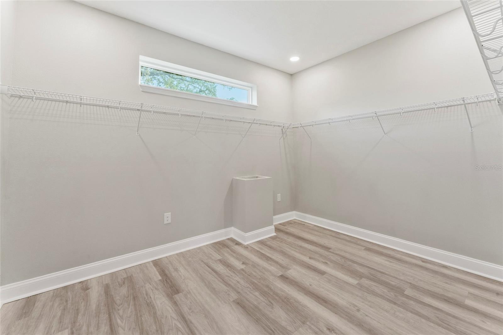 809 W LINEBAUGH AVE #1B, TAMPA, FL — photo 31