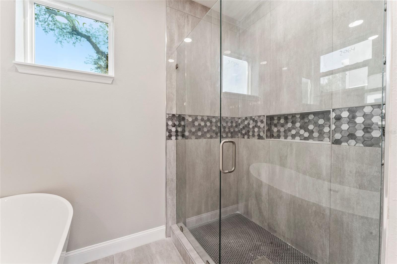 809 W LINEBAUGH AVE #1B, TAMPA, FL — photo 35