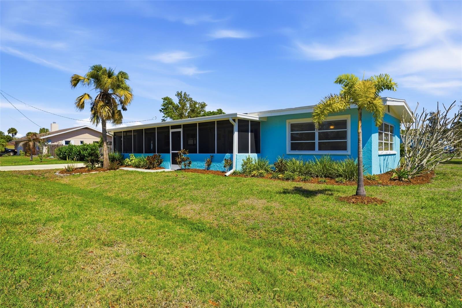 2400 PINE CT, NOKOMIS, FL — photo 3