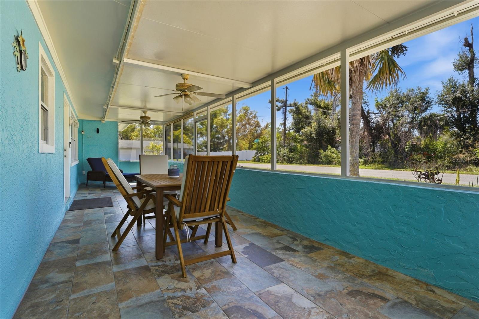 2400 PINE CT, NOKOMIS, FL — photo 6