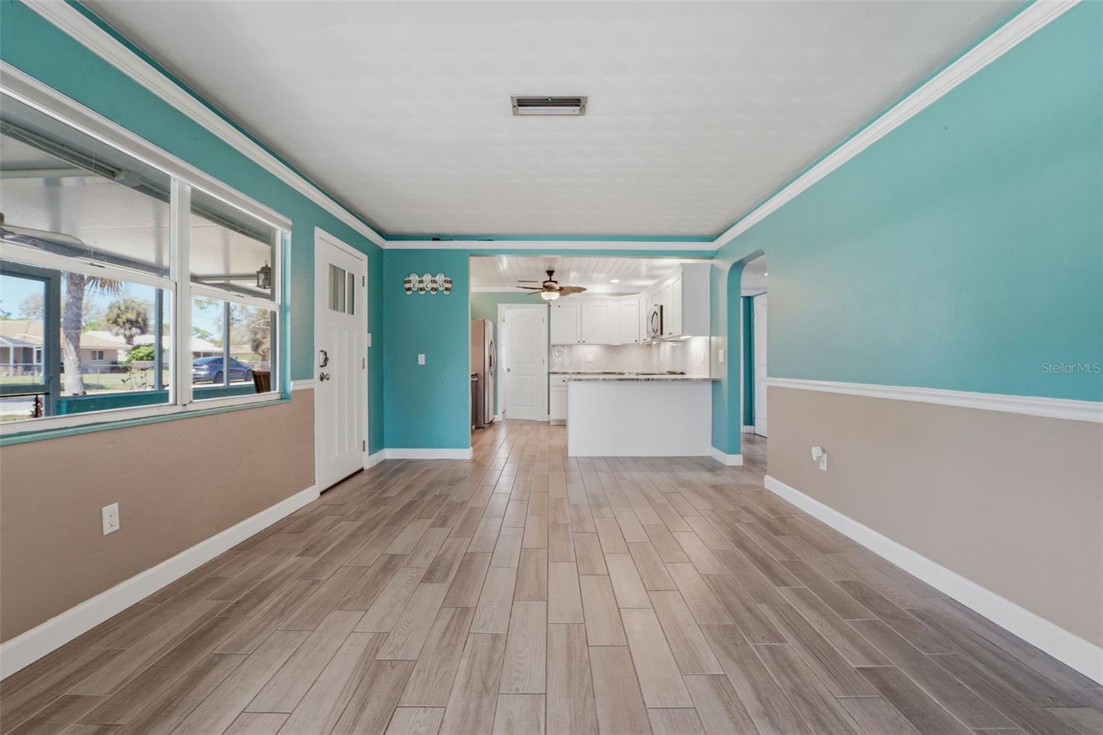 2400 PINE CT, NOKOMIS, FL — photo 9