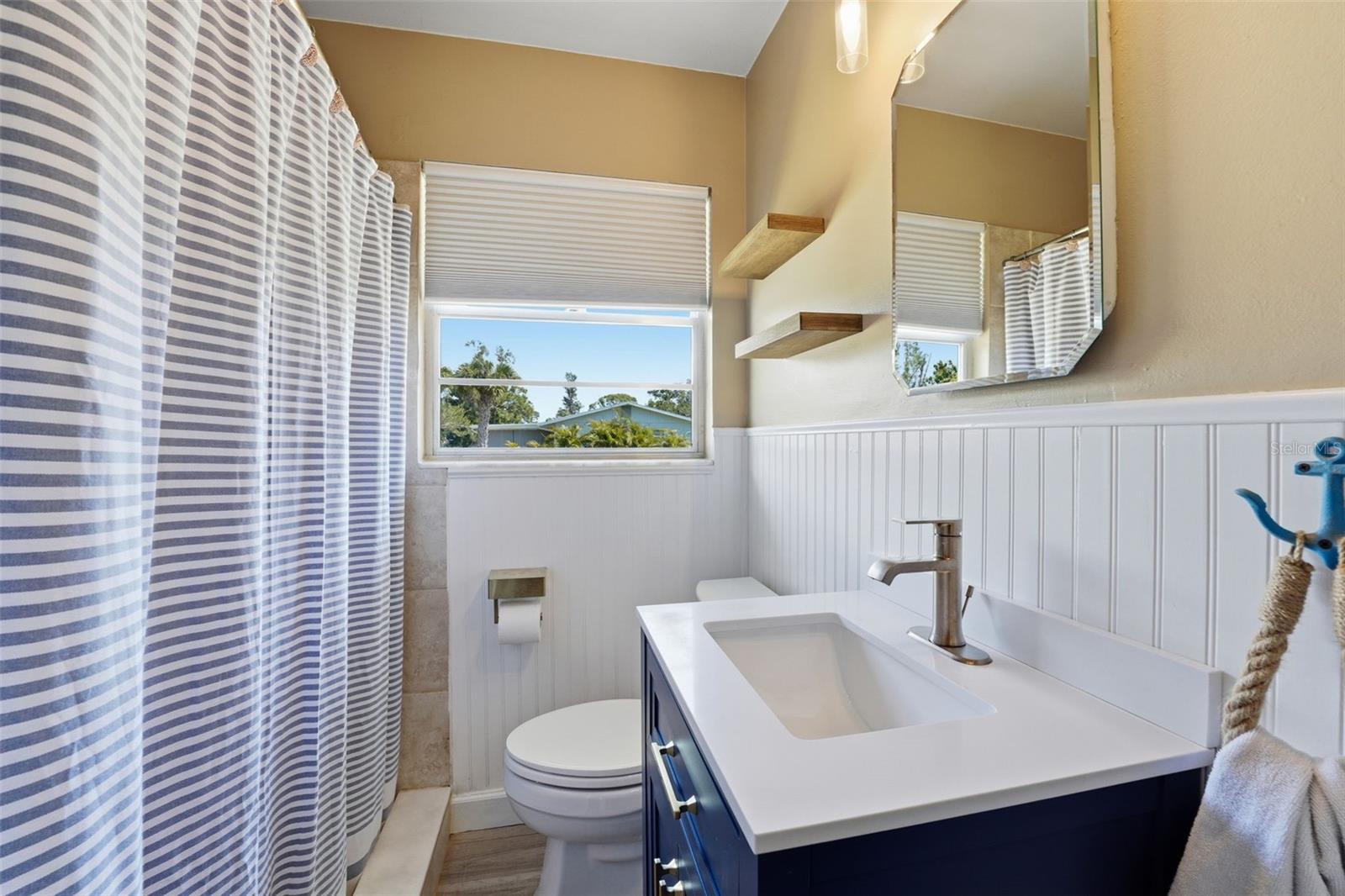 2400 PINE CT, NOKOMIS, FL — photo 27