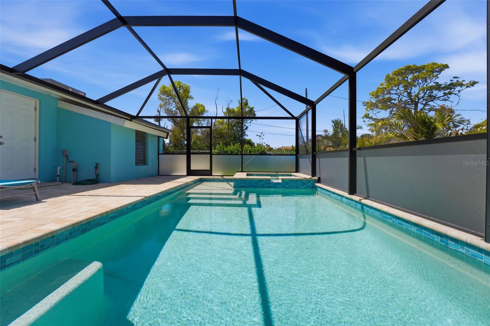 2400 PINE CT, NOKOMIS, FL — photo 32