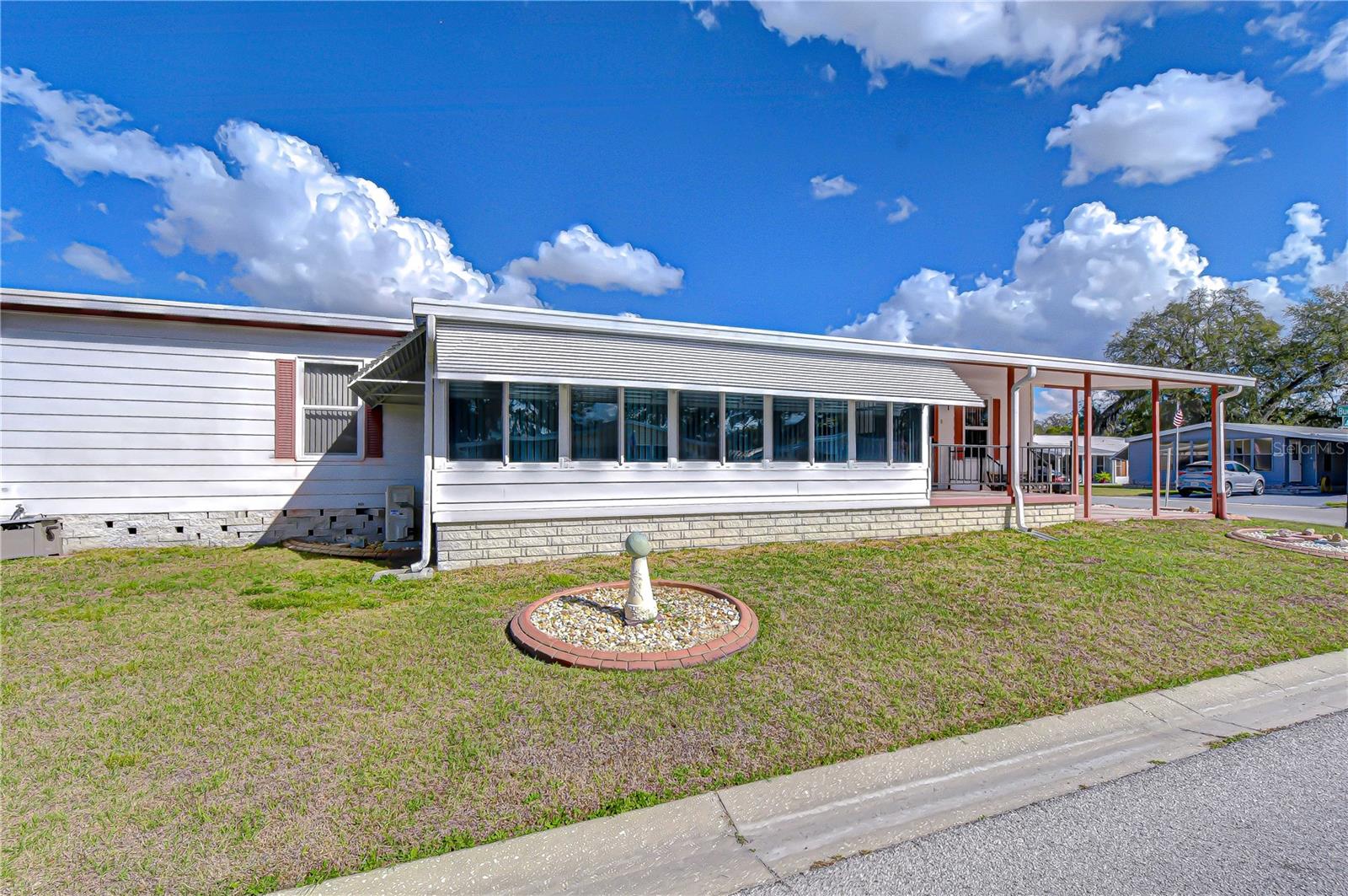 35909 BUENO DR, ZEPHYRHILLS, FL — photo 2