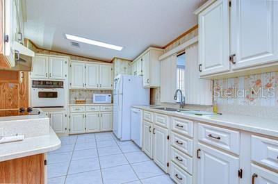 35909 BUENO DR, ZEPHYRHILLS, FL — photo 5