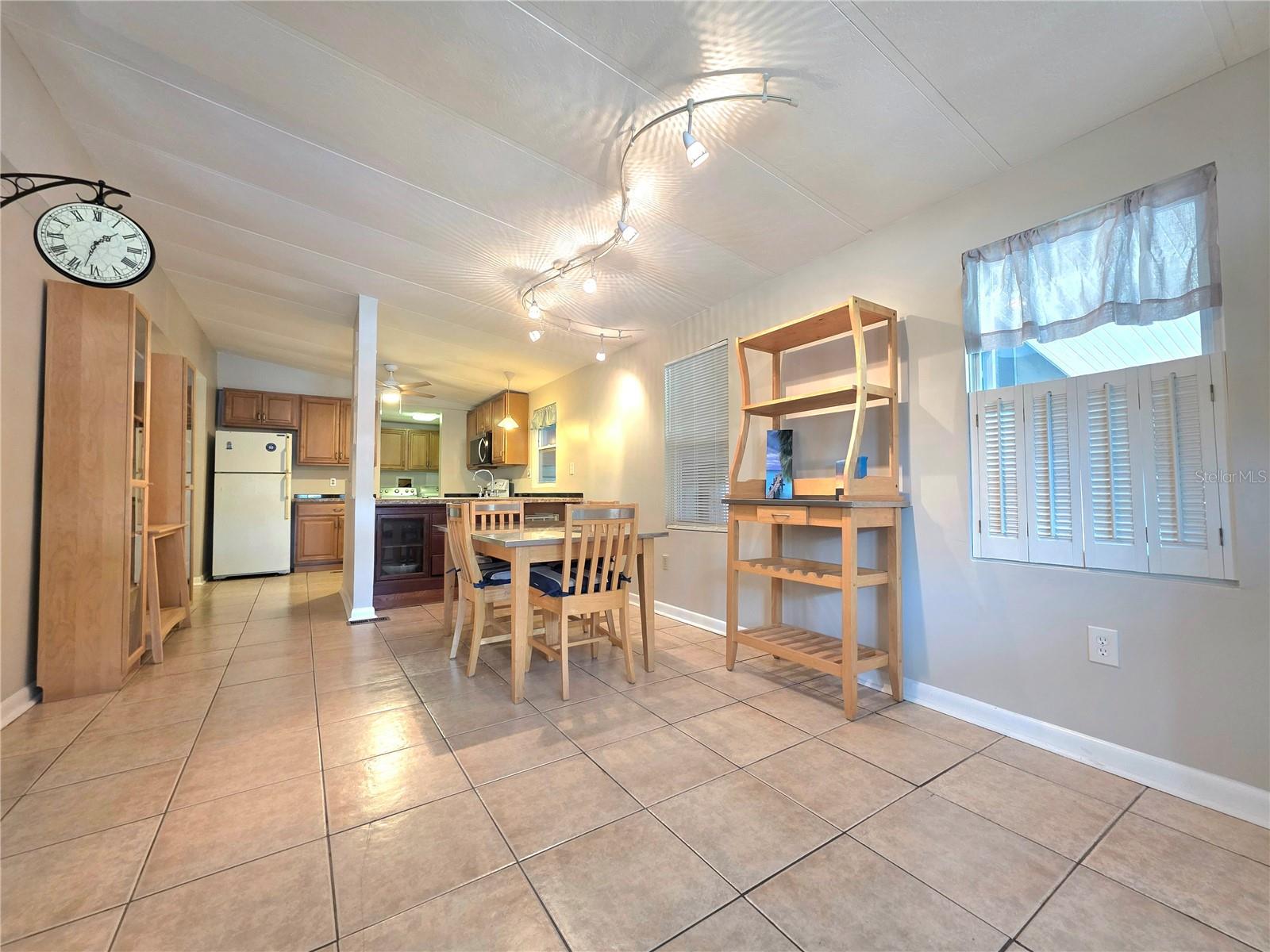 37408 MARTA AVE, ZEPHYRHILLS, FL — photo 13