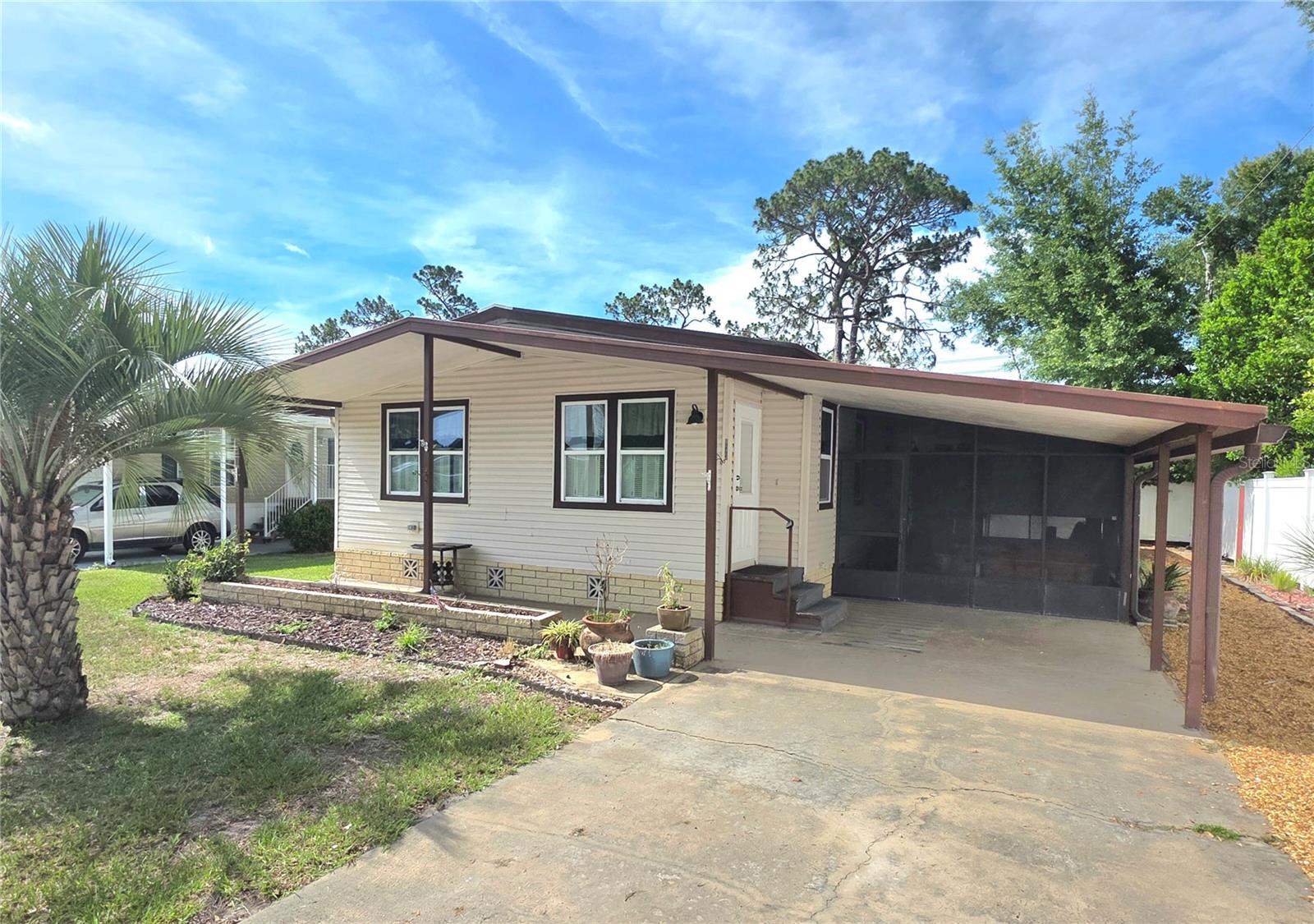 37408 MARTA AVE, ZEPHYRHILLS, FL — photo 3