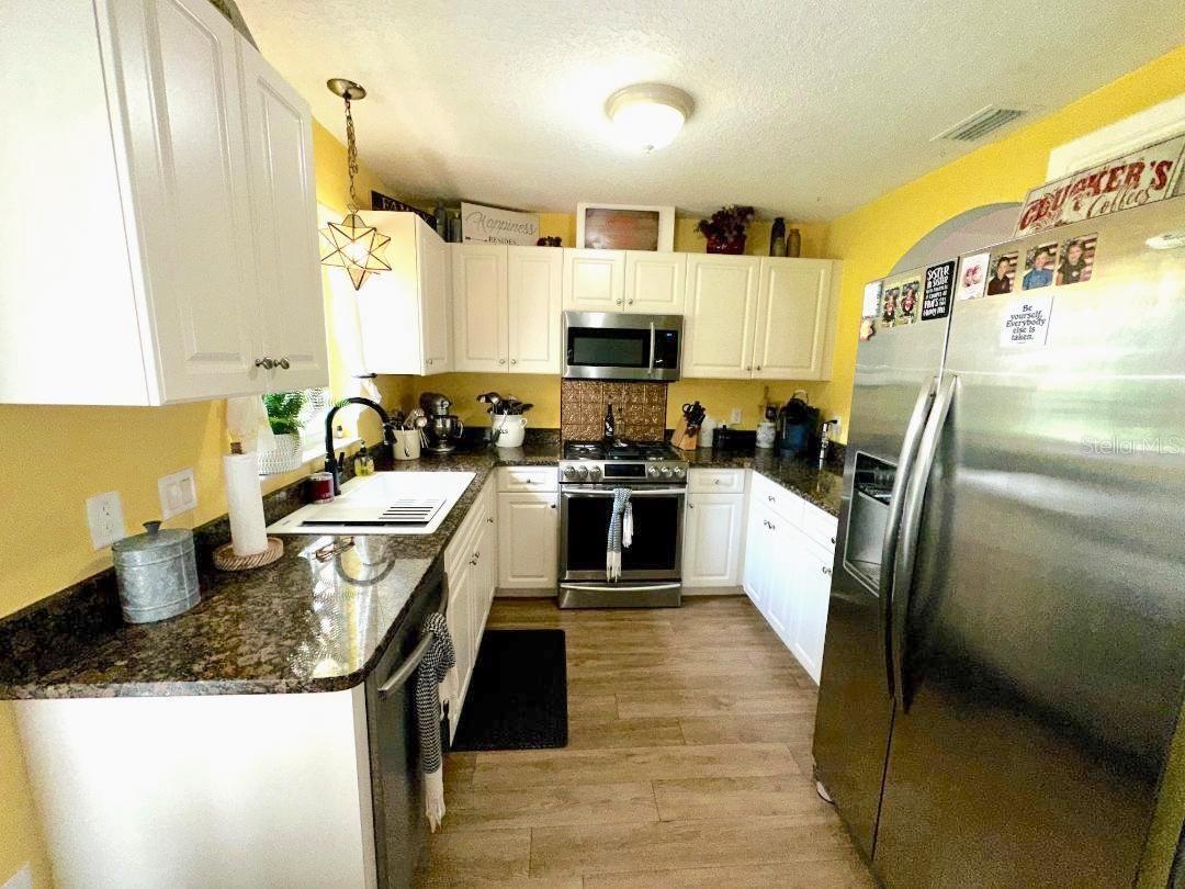 891 N REMBRANDT WAY, INVERNESS, FL — photo 11