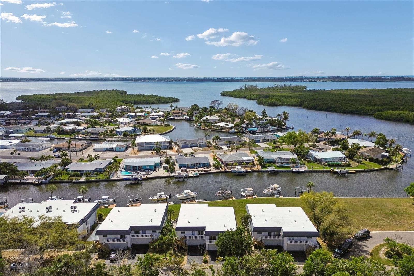 10443 WATERBIRD WAY, BRADENTON, FL — photo 3