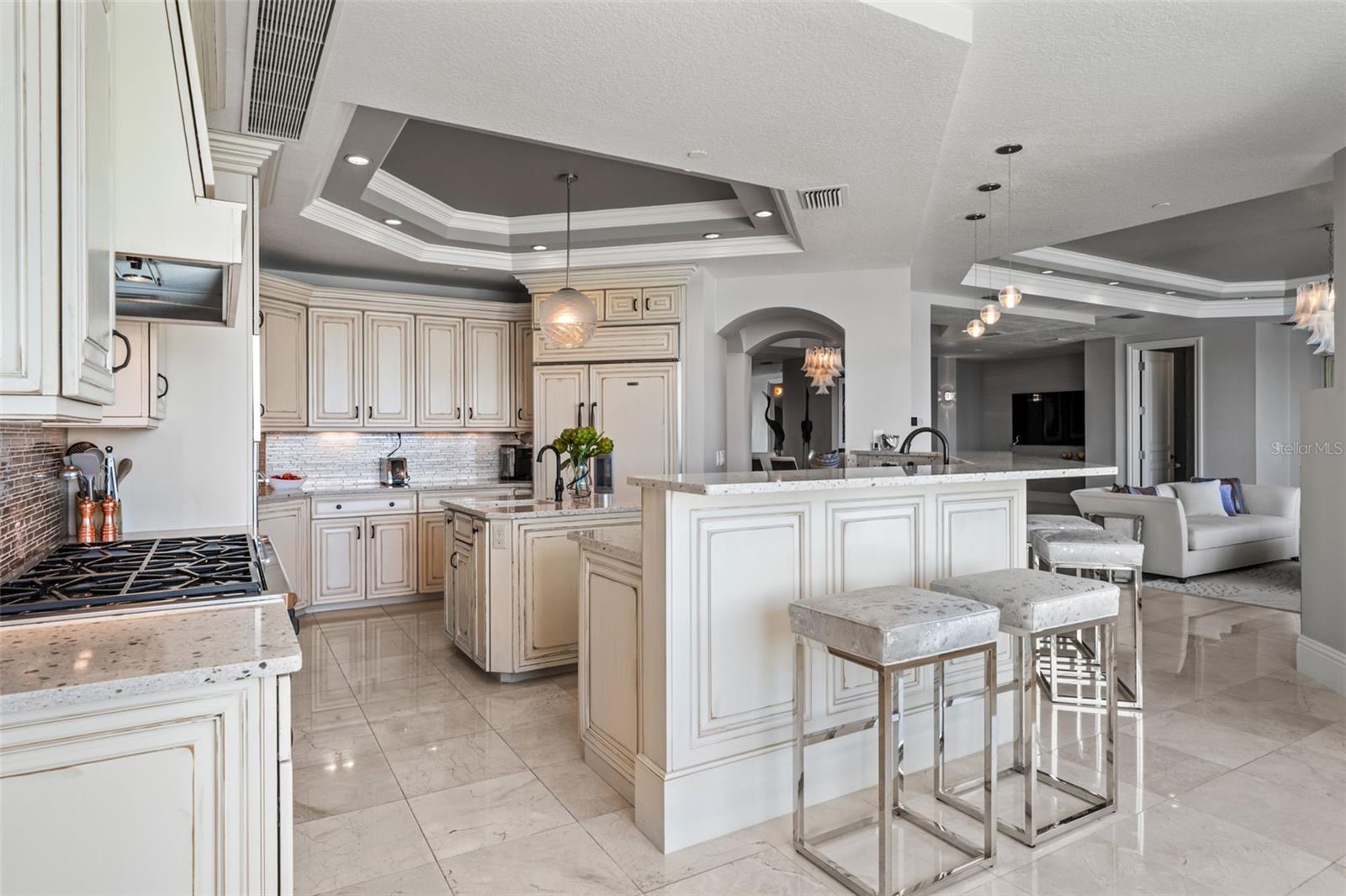 464 GOLDEN GATE PT #703, SARASOTA, FL — photo 32