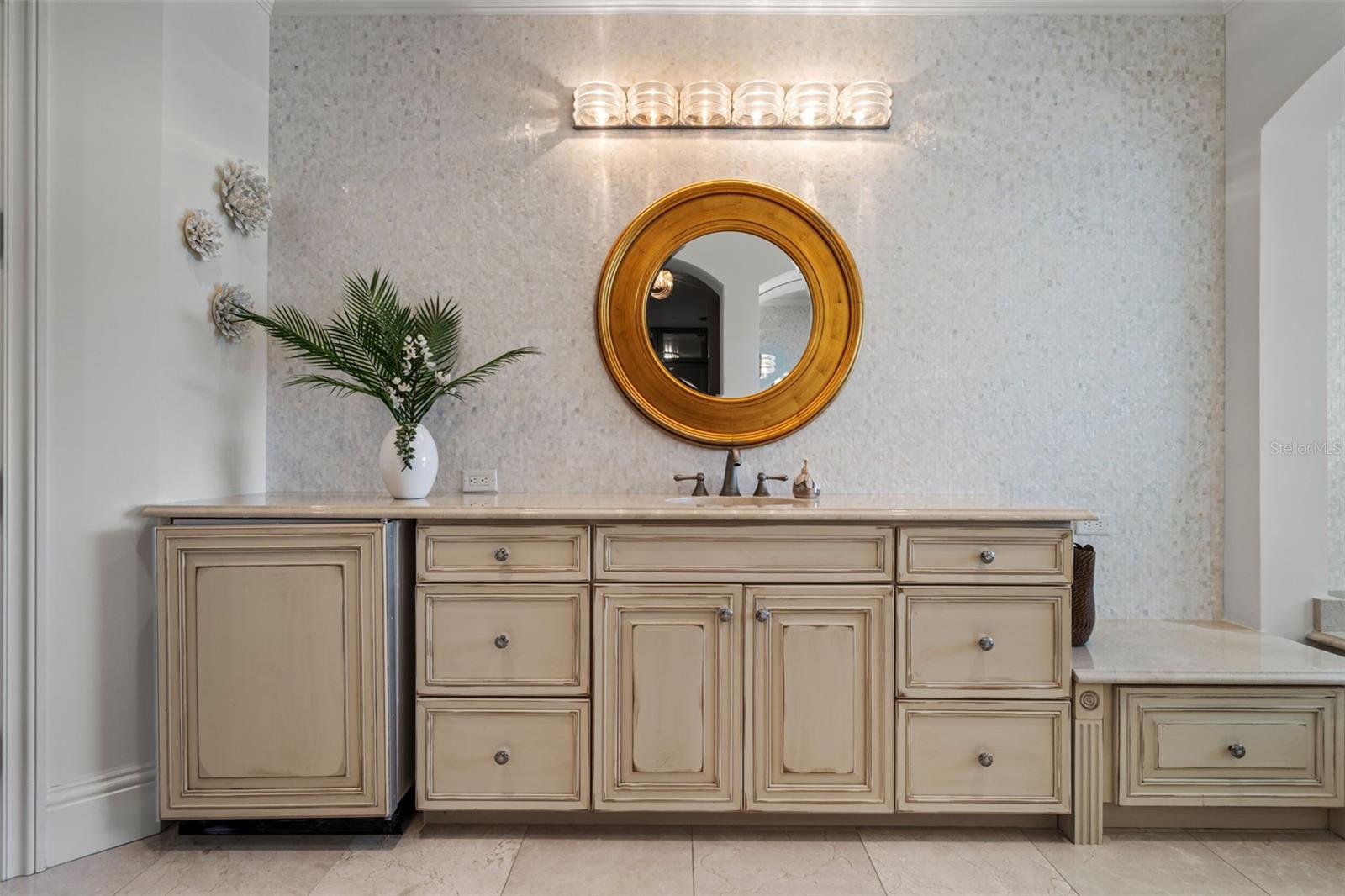 464 GOLDEN GATE PT #703, SARASOTA, FL — photo 47