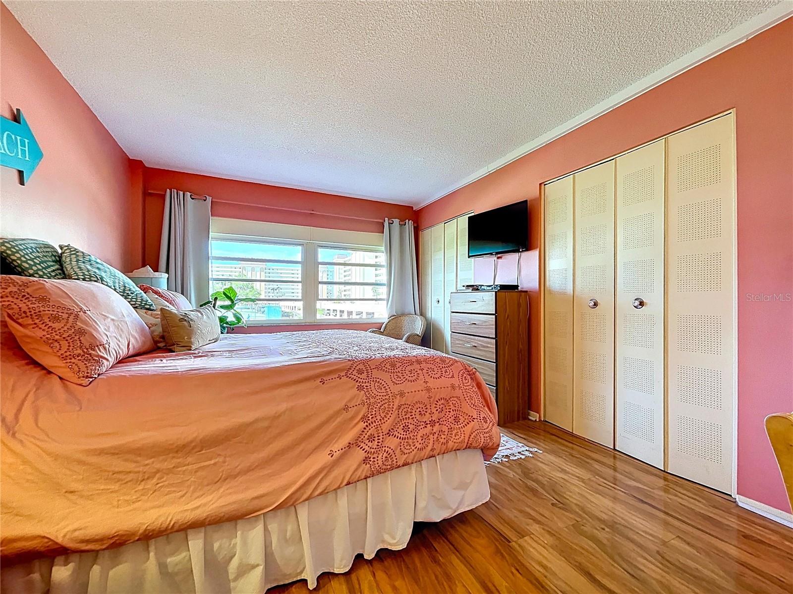 4650 COVE CIR #209, ST PETERSBURG, FL — photo 11