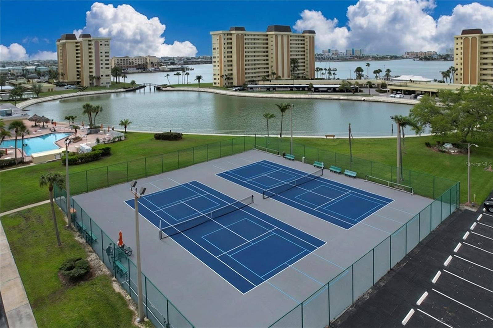 4650 COVE CIR #209, ST PETERSBURG, FL — photo 24