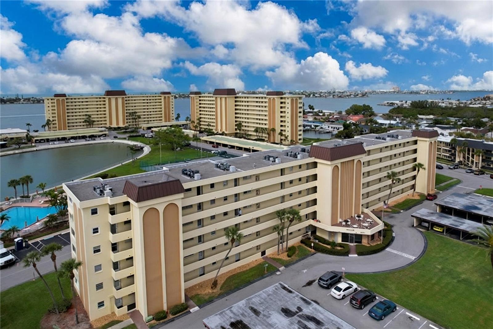 4650 COVE CIR #209, ST PETERSBURG, FL — photo 28