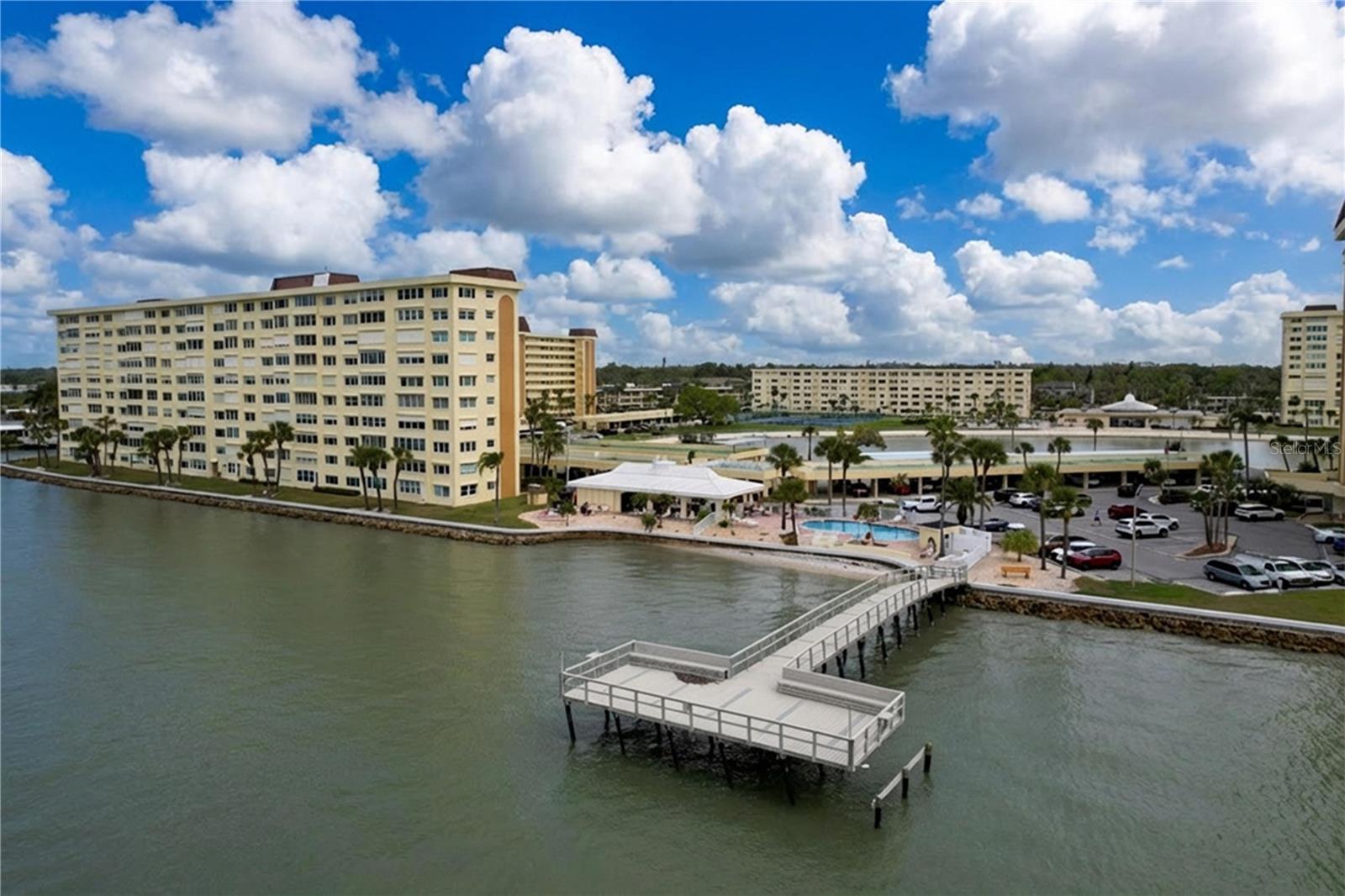 4650 COVE CIR #209, ST PETERSBURG, FL — photo 37