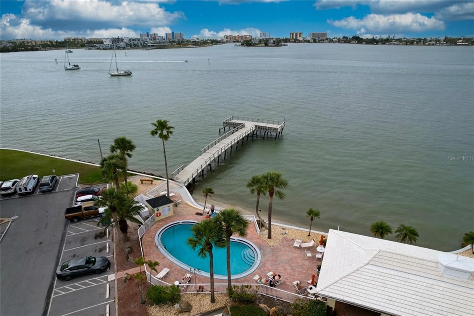 4650 COVE CIR #209, ST PETERSBURG, FL — photo 38
