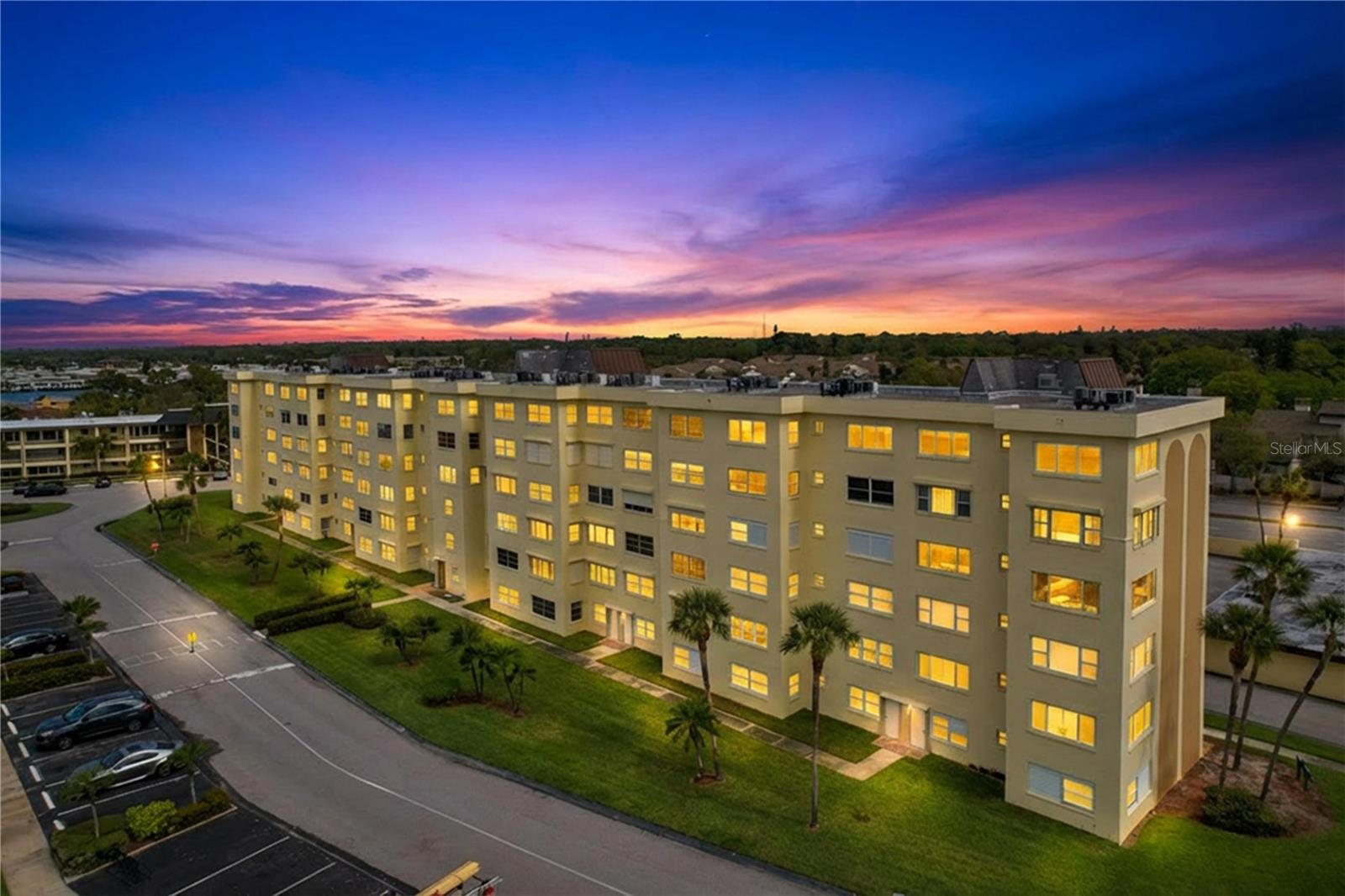 4650 COVE CIR #209, ST PETERSBURG, FL — photo 48