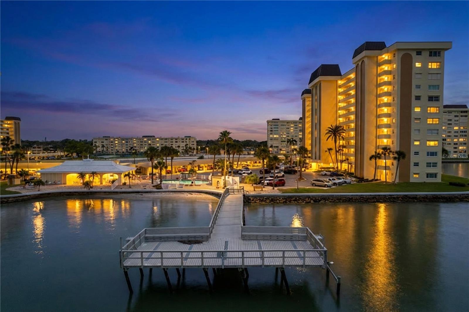 4650 COVE CIR #209, ST PETERSBURG, FL — photo 51