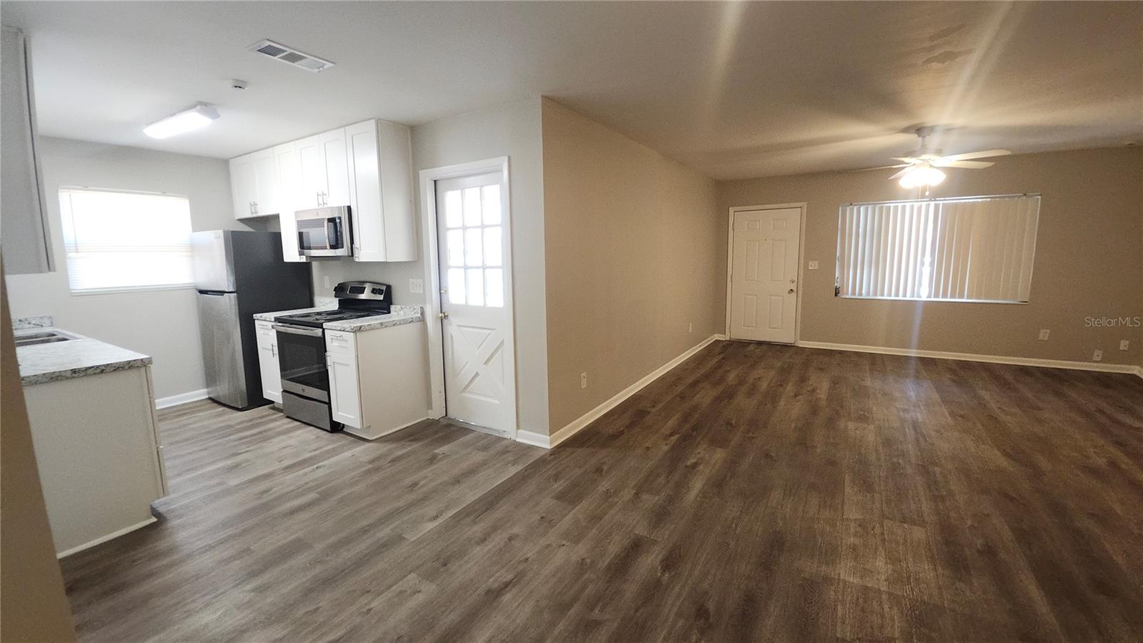 908 WESTMORE AVE, BRANDON, FL — photo 3
