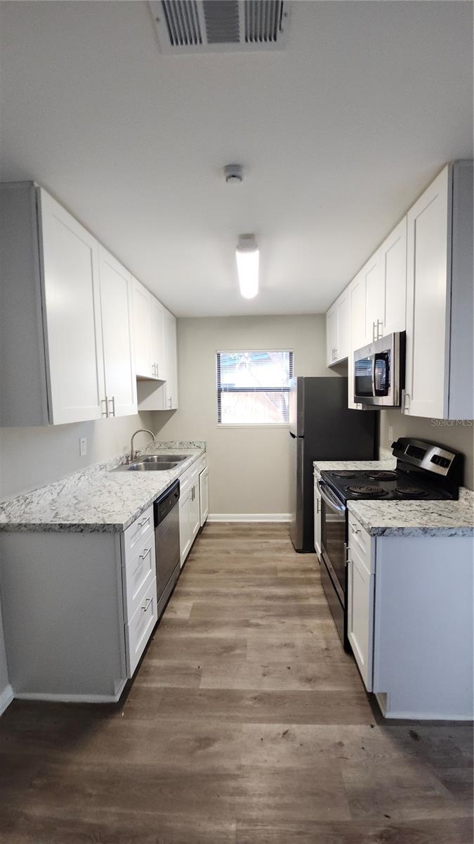 908 WESTMORE AVE, BRANDON, FL — photo 4