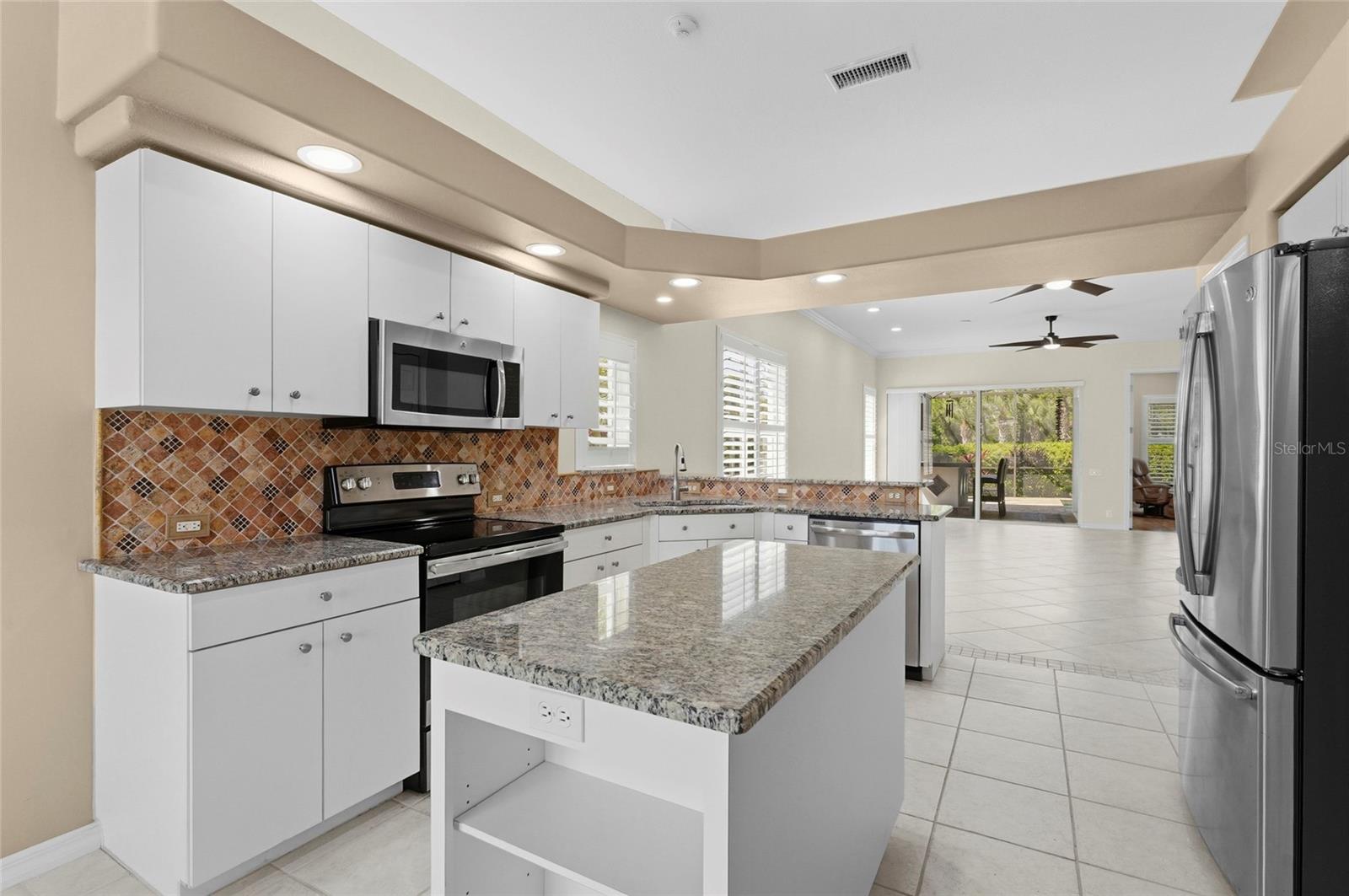 7161 DREWRYS BLF, BRADENTON, FL — photo 7