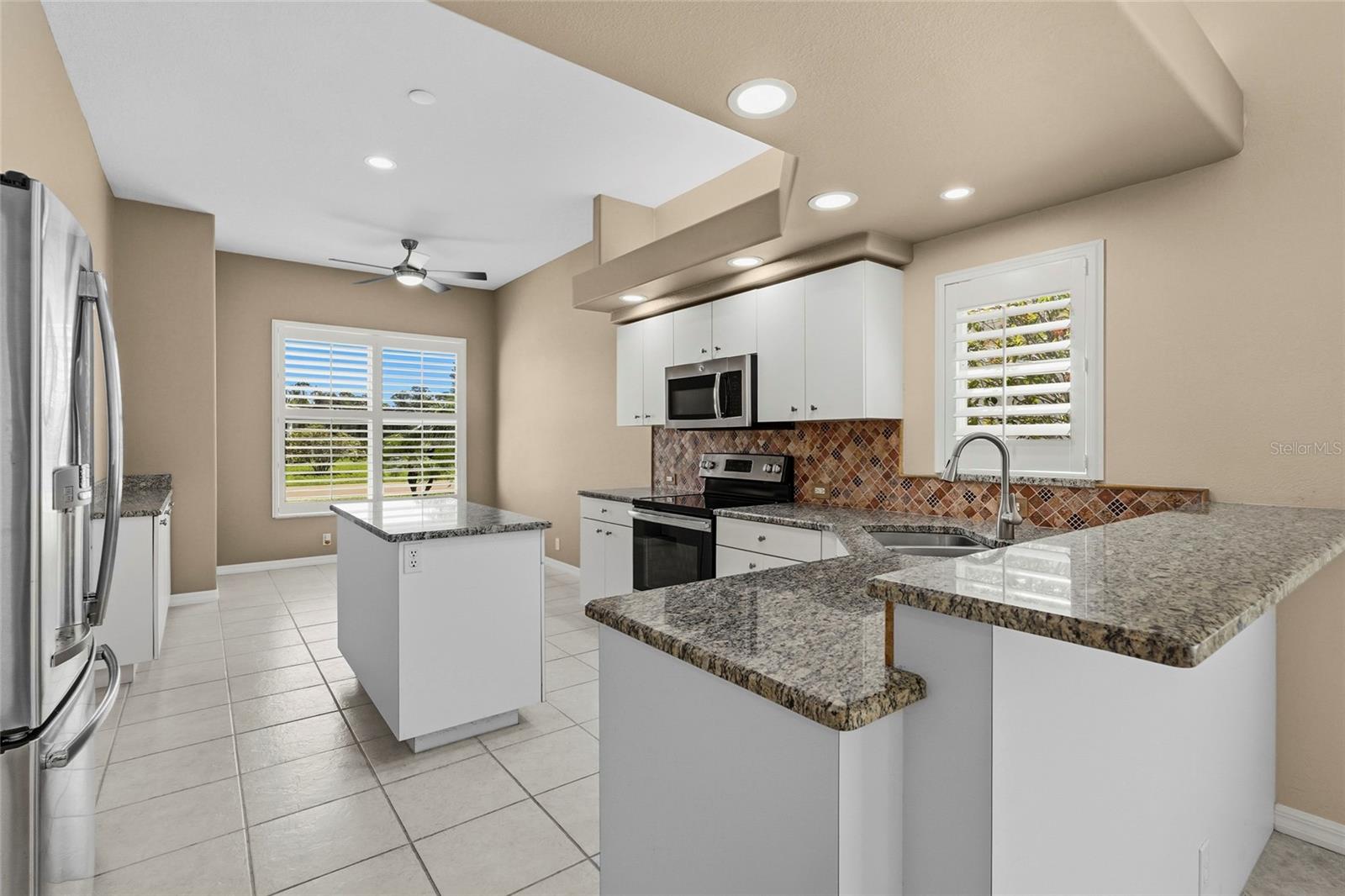 7161 DREWRYS BLF, BRADENTON, FL — photo 23