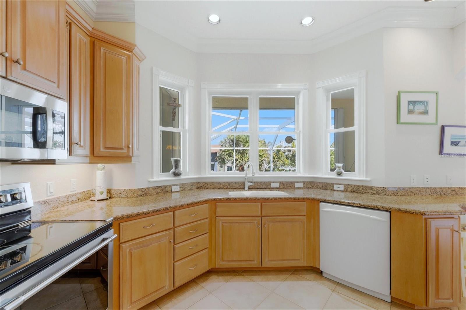 65 PALM DR, PLACIDA, FL — photo 19
