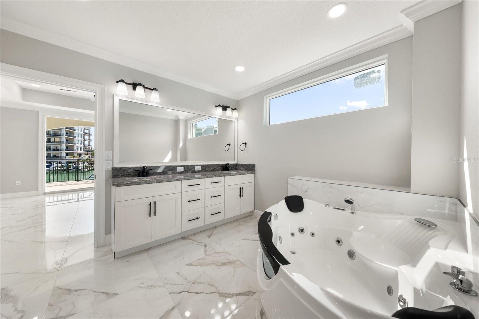 211 DOLPHIN PT #203, CLEARWATER, FL — photo 12