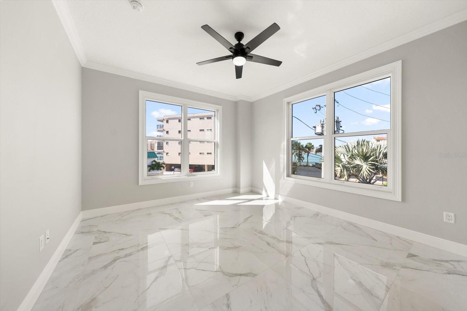 211 DOLPHIN PT #203, CLEARWATER, FL — photo 15