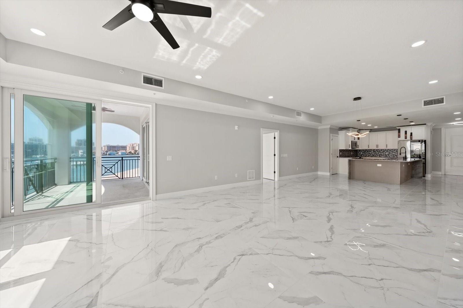 211 DOLPHIN PT #303, CLEARWATER, FL — photo 6