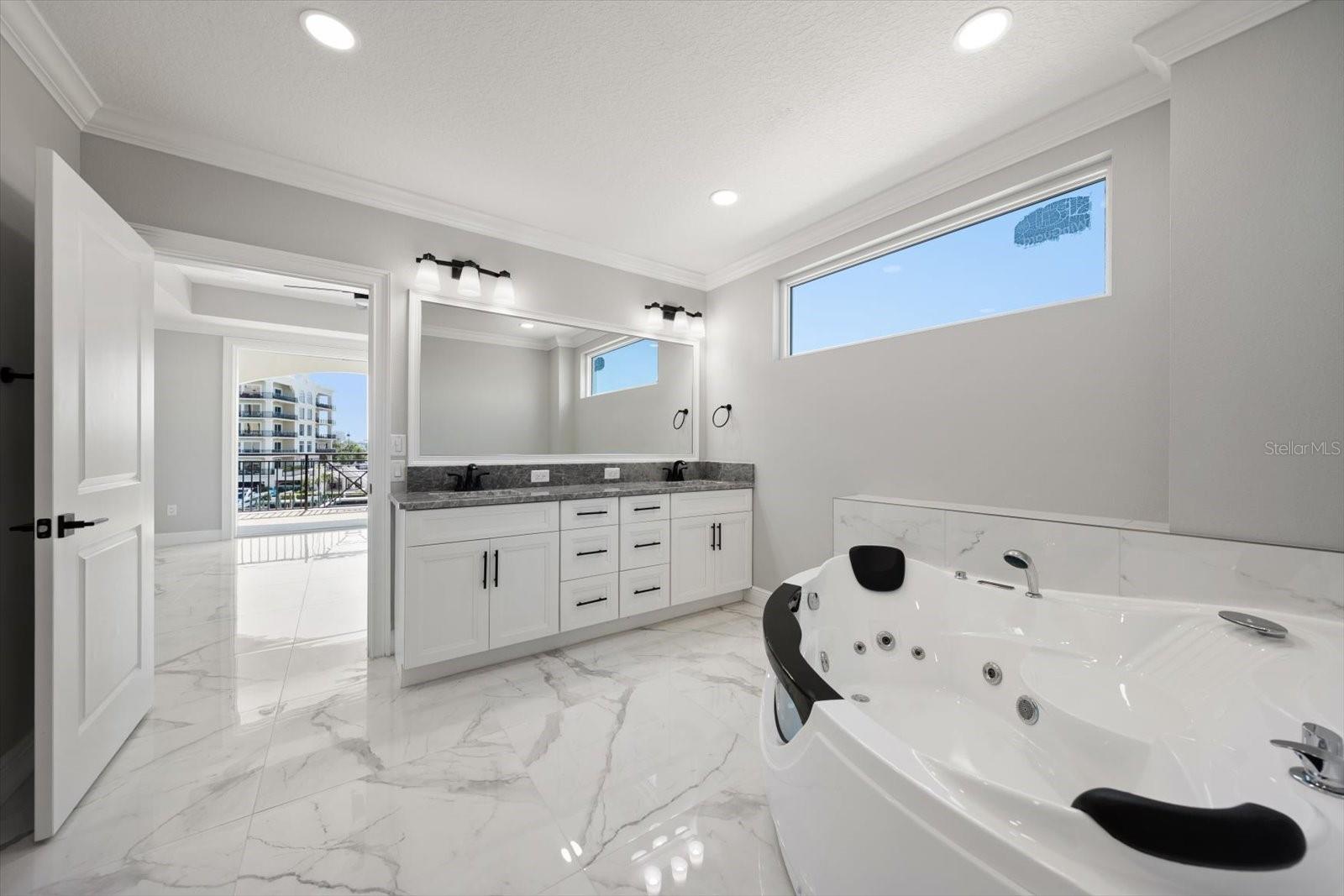 211 DOLPHIN PT #303, CLEARWATER, FL — photo 10