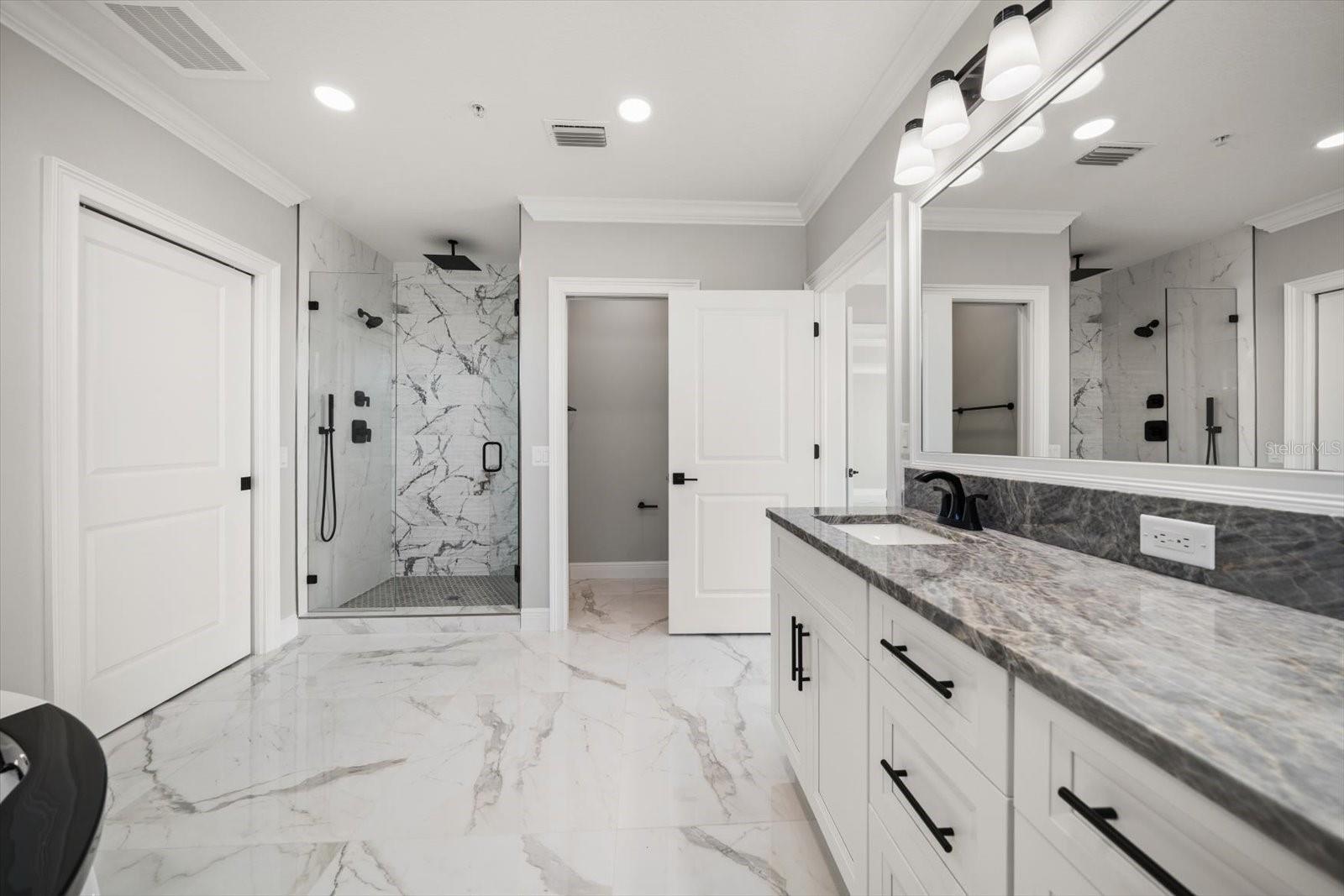 211 DOLPHIN PT #303, CLEARWATER, FL — photo 11