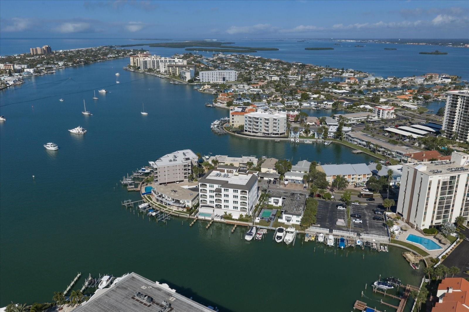 211 DOLPHIN PT #303, CLEARWATER, FL — photo 31